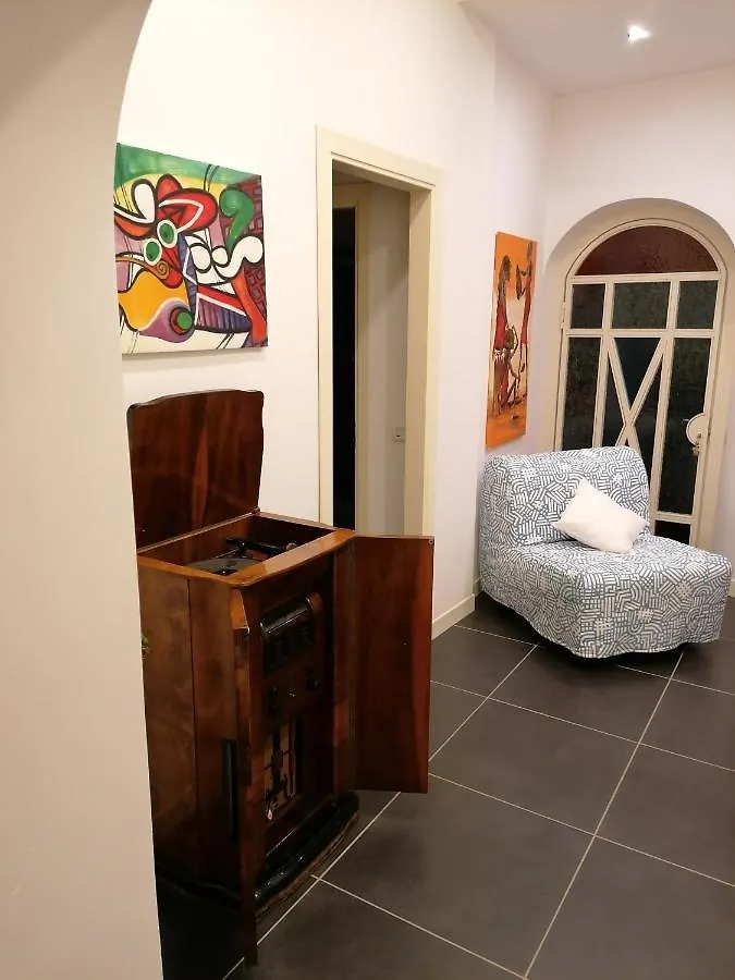 Casa Scialo Cuore Di Napoli Hotel 0*, Naples